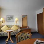 Gaestehaus Gaiser فندق مبيت وإفطار 4*