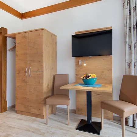 Gaestehaus Gaiser Panzió 4*