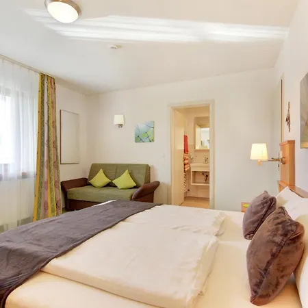 לינה וארוחת בוקר Gaestehaus Gaiser באיירסברון