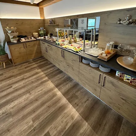 Gaestehaus Gaiser Bed & Breakfast *