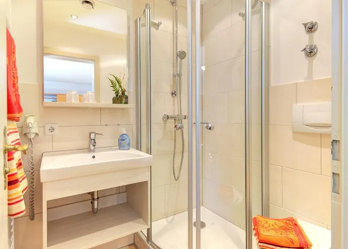 Gaestehaus Gaiser Bed and Breakfast 4*